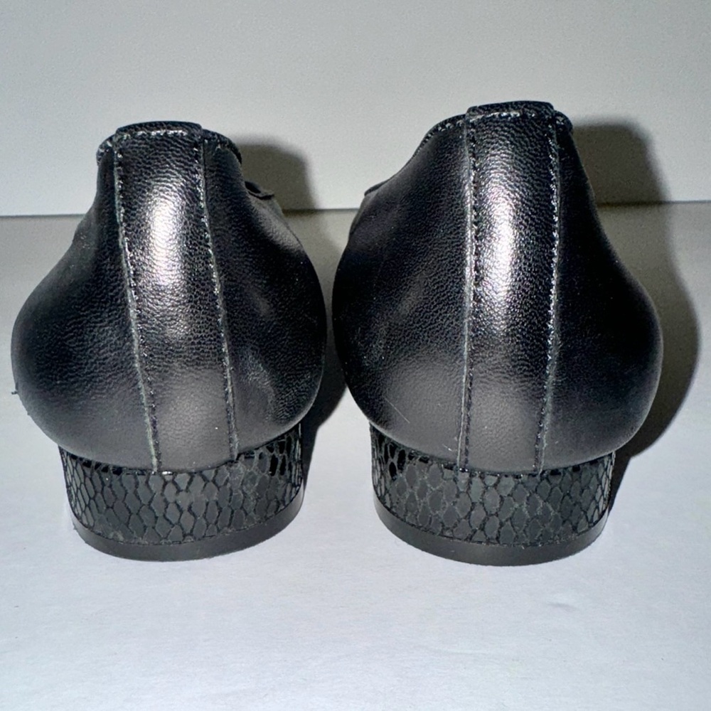 Van Eli Black & Reptile Trim Leather Flats, Sz 8.5M - Picture 8 of 12